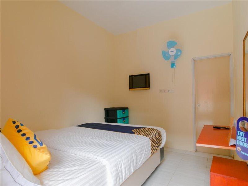 Ayu Homestay Syariah Sukabumi Exteriör bild